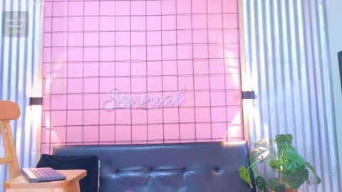 Snapshot of mensia_hernandez chatting on March 2026 01:27:02 PM Princess Mensia online show from March 2026 01:27:02 PM