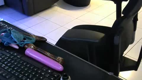 mentosgum online show from February 2026 06:49:02 PM