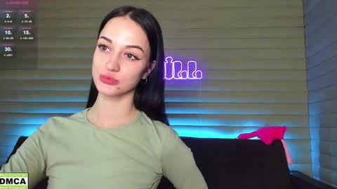Snapshot of meowluv chatting on January 2025 05:11:01 AM  NIKKY  STIVE     Every day from 1000  to 200  EST time. online show from January 2025 05:11:01 AM