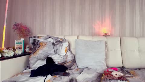 Snapshot of meowroslava chatting on October 2025 12:13:02 PM meowroslava online show from October 2025 12:13:02 PM