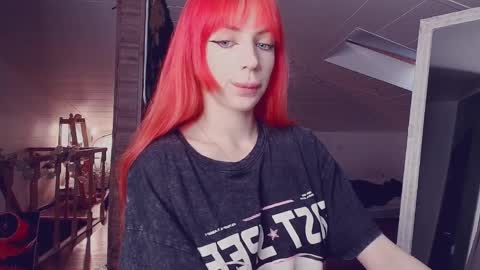 Snapshot of meowroslava chatting on April 2026 12:25:01 PM meowroslava online show from April 2026 12:25:01 PM