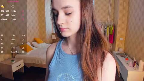 Snapshot of meoww_meows chatting on December 2025 11:04:02 AM Julie online show from December 2025 11:04:02 AM