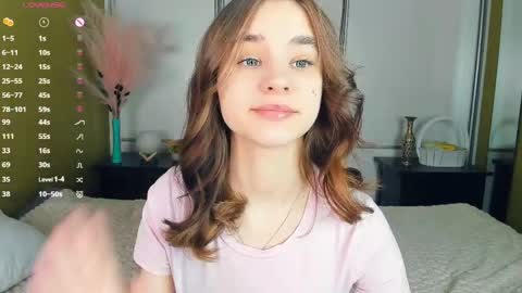 Snapshot of meoww_meows chatting on April 2026 09:32:02 AM Julie online show from April 2026 09:32:02 AM