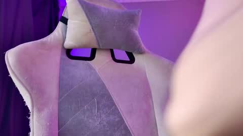 Snapshot of meowwmurr chatting on March 2026 04:13:02 AM Mia online show from March 2026 04:13:02 AM