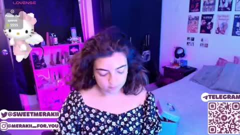 Snapshot of meraki_fraise chatting on March 2026 08:45:02 PM online show from March 2026 08:45:02 PM