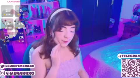 Snapshot of meraki_fraise chatting on April 2026 10:26:02 PM online show from April 2026 10:26:02 PM