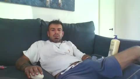 Snapshot of mercedes190d chatting on October 2025 05:57:02 PM Mercedes190d online show from October 2025 05:57:02 PM