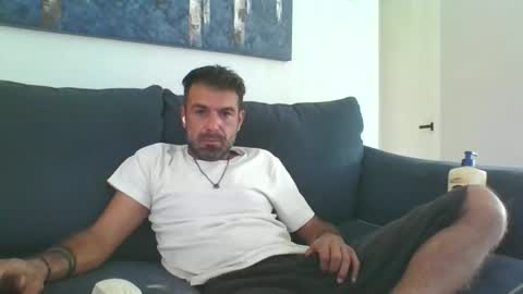 Snapshot of mercedes190d chatting on November 2025 03:22:01 PM Mercedes190d online show from November 2025 03:22:01 PM