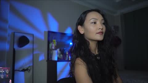 Next show on 03 Dec online show from November 2025 11:33:02 AM