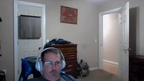 Snapshot of mercer1977 chatting on October 2025 01:57:01 AM mercer1977 online show from October 2025 01:57:01 AM