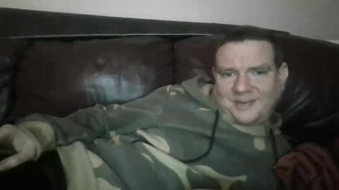 Snapshot of mercher627021 chatting on January 2025 10:57:01 PM ezio online show from January 2025 10:57:01 PM