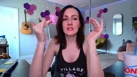 Meredith Bae online show from September 2025 09:05:01 PM