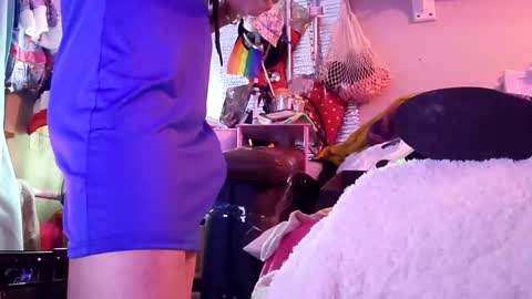 gurlnips online show from January 2025 03:42:01 AM