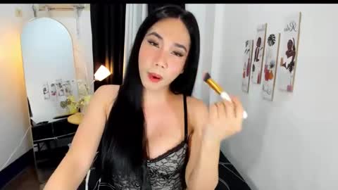 Snapshot of mereselaurelts chatting on November 2025 04:15:02 AM MereseLaurelTS online show from November 2025 04:15:02 AM