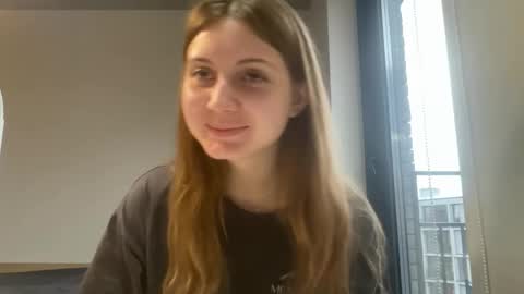 Joan  online show from November 2025 07:23:02 AM