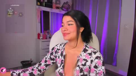 instagram fernandatoloza01  online show from November 2025 01:38:01 AM