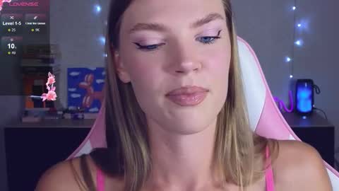 Susan online show from November 2025 04:18:02 PM