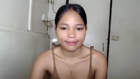 merryrose143 online show from April 2026 06:47:02 AM