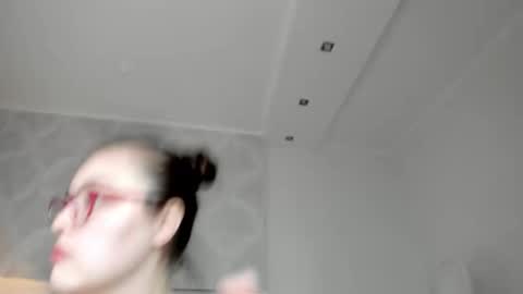 Mersedes online show from November 2025 01:22:02 PM