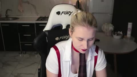 Snapshot of mertyxxx chatting on March 2026 10:28:01 PM Merty online show from March 2026 10:28:01 PM