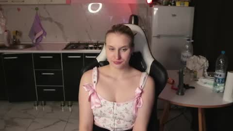 Snapshot of mertyxxx chatting on April 2026 09:12:02 PM Merty online show from April 2026 09:12:02 PM