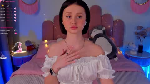 Snapshot of merylew chatting on February 2025 06:46:01 AM Anna online show from February 2025 06:46:01 AM