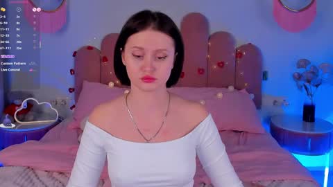 Snapshot of merylew chatting on February 2025 09:28:01 AM Anna online show from February 2025 09:28:01 AM