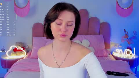 Snapshot of merylew chatting on March 2025 06:21:01 AM Anna online show from March 2025 06:21:01 AM