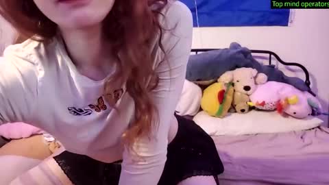 Snapshot of mesmerized_mowo chatting on March 2025 10:27:02 PM mesmerized_mowo online show from March 2025 10:27:02 PM