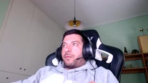 Snapshot of metalic18 chatting on September 2025 08:30:02 AM FunnyTimeHere online show from September 2025 08:30:02 AM