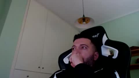 Snapshot of metalic18 chatting on October 2025 05:48:02 AM FunnyTimeHere online show from October 2025 05:48:02 AM