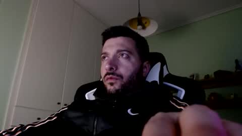 Snapshot of metalic18 chatting on November 2025 08:11:01 PM FunnyTimeHere online show from November 2025 08:11:01 PM