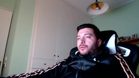 Snapshot of metalic18 chatting on December 2025 05:12:02 AM FunnyTimeHere online show from December 2025 05:12:02 AM