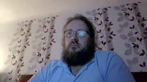 Snapshot of metallbuddy chatting on December 2024 07:43:01 PM ask me online show from December 2024 07:43:01 PM