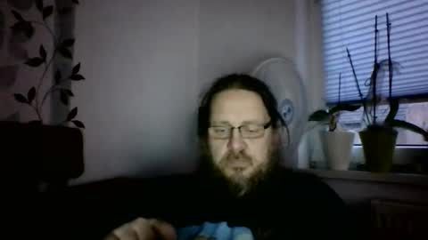 Snapshot of metallbuddy chatting on January 2025 03:35:02 PM ask me online show from January 2025 03:35:02 PM