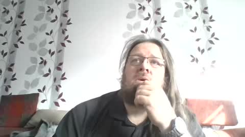 Snapshot of metallbuddy chatting on February 2025 09:40:02 AM ask me online show from February 2025 09:40:02 AM