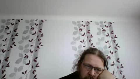 Snapshot of metallbuddy chatting on April 2026 10:14:02 AM ask me online show from April 2026 10:14:02 AM