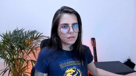 Meurif online show from February 2025 09:11:02 PM