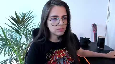 Meurif online show from November 2025 07:25:02 PM