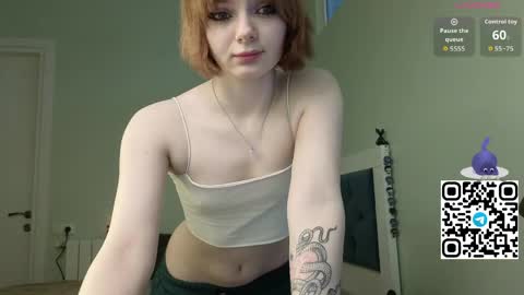 Snapshot of mevis_li chatting on April 2026 07:08:01 PM Mavis online show from April 2026 07:08:01 PM