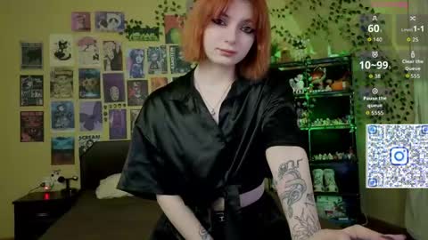 Snapshot of mevis_li chatting on May 2026 10:19:01 PM Mavis online show from May 2026 10:19:01 PM
