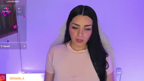 Snapshot of mexitalyguitarist chatting on April 2026 04:01:01 AM Booniee online show from April 2026 04:01:01 AM