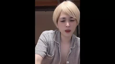 Snapshot of mgnhiroyuki chatting on October 2025 01:15:02 AM mgnhiroyuki online show from October 2025 01:15:02 AM