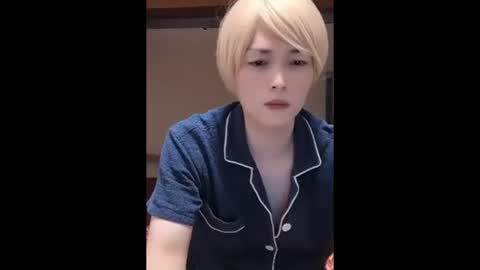 Snapshot of mgnhiroyuki chatting on October 2025 10:02:01 AM mgnhiroyuki online show from October 2025 10:02:01 AM