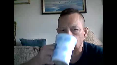 Snapshot of mhitch924 chatting on May 2026 06:57:01 PM mhitch924 online show from May 2026 06:57:01 PM