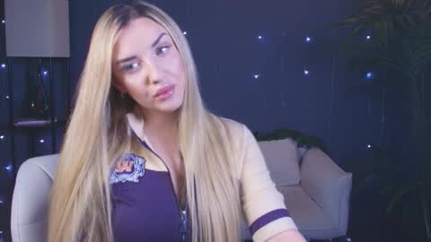 mi1a_ online show from December 2025 03:01:02 AM