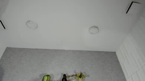 Snapshot of mia1blaze chatting on April 2026 03:42:01 AM Mia1blaze online show from April 2026 03:42:01 AM