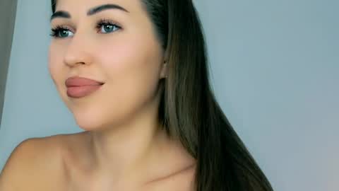 Mia Martskaya online show from April 2026 11:04:01 AM