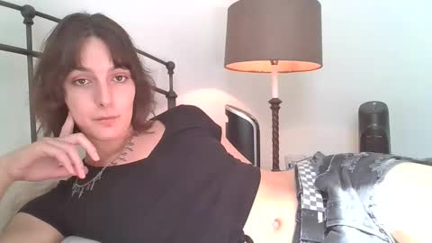 mia_177 online show from September 2025 06:40:02 PM