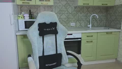 Snapshot of mia___lunaa chatting on May 2026 09:00:02 PM Mia online show from May 2026 09:00:02 PM